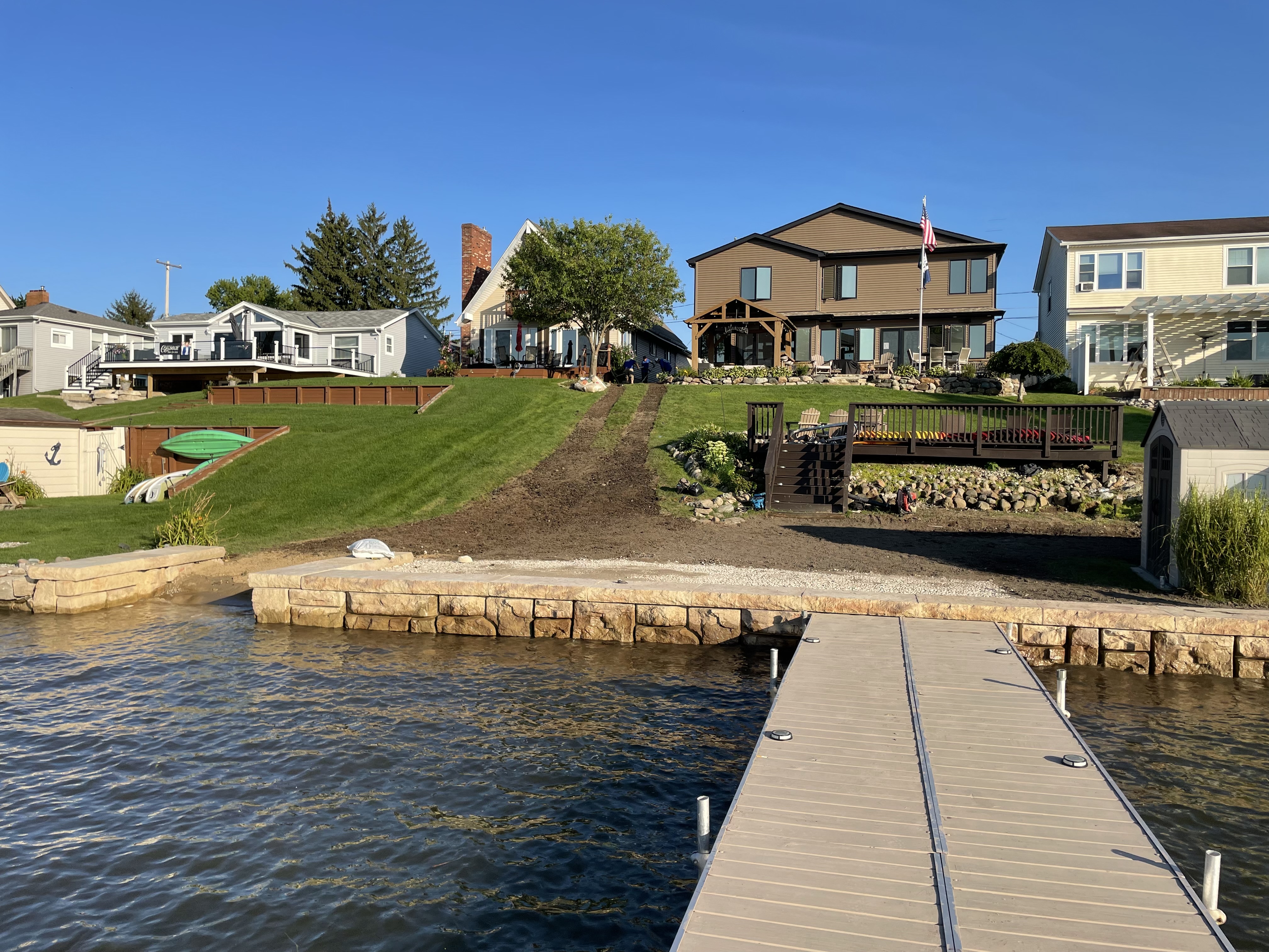  Protective Seawall in Lakefront Home